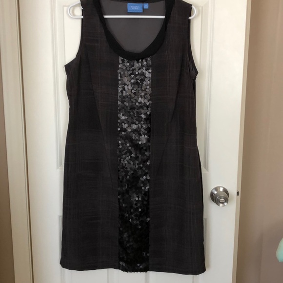 Simply Vera Vera Wang Dresses & Skirts - Cocktail dress with sequin strip